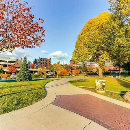 Modern Coeur Dalene Getaway Condo Walk Downtown! コー・ダリーン エクステリア 写真