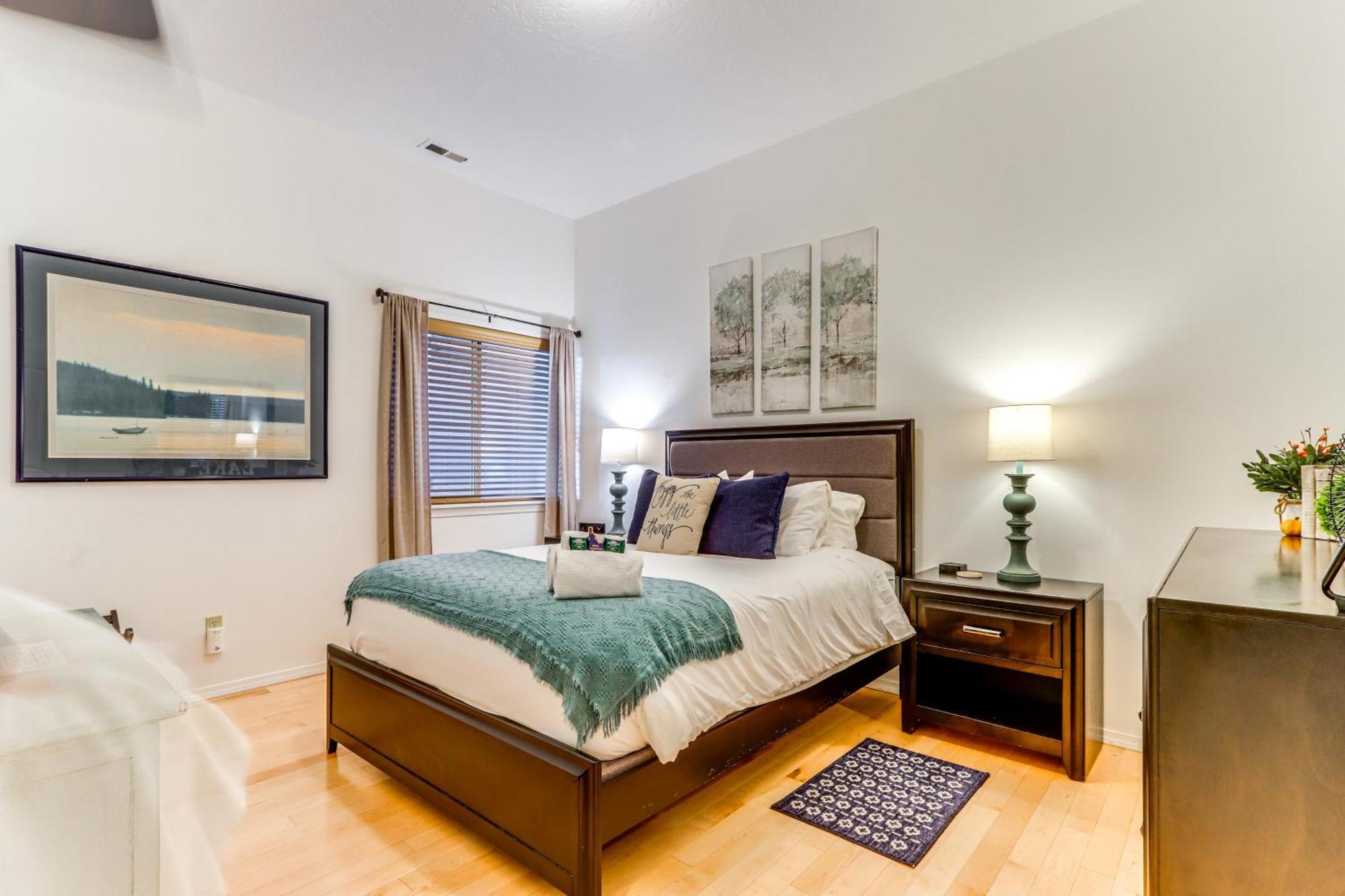 Modern Coeur Dalene Getaway Condo Walk Downtown! コー・ダリーン エクステリア 写真