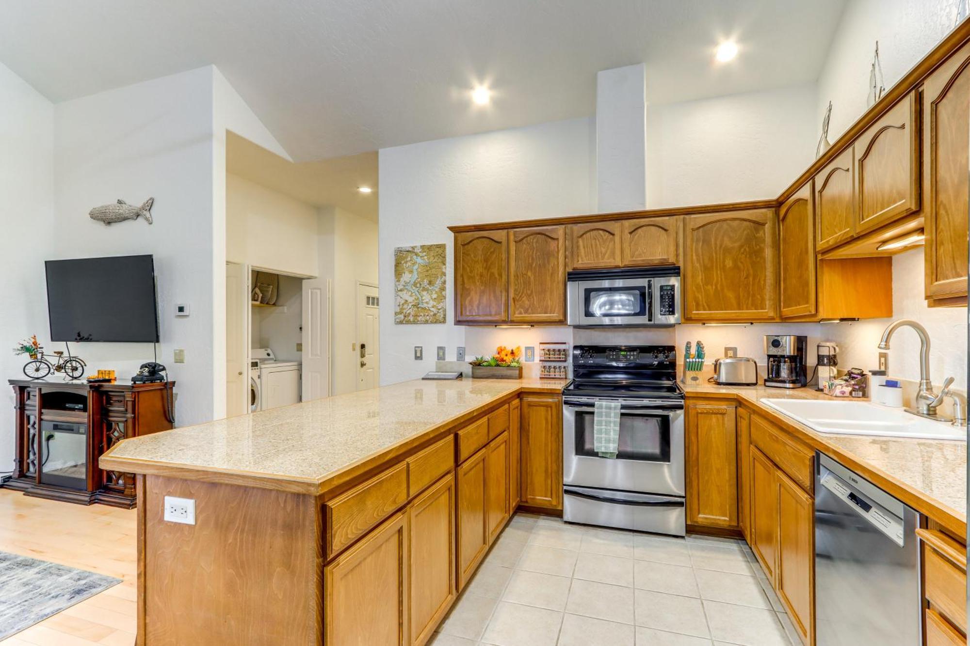 Modern Coeur Dalene Getaway Condo Walk Downtown! コー・ダリーン エクステリア 写真